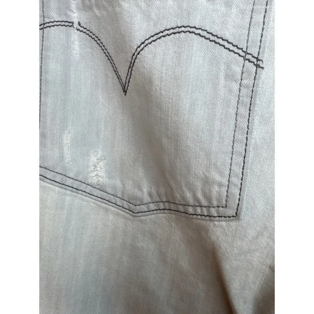 Vintage 1990s Levi’s SilverTab Jeans 38x32 Super Light Wash Relaxed Fit